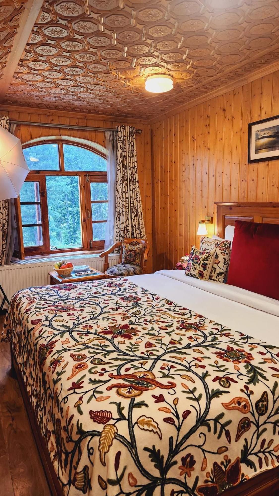 Shaw Inn By Stay Pattern Гульмарг Экстерьер фото