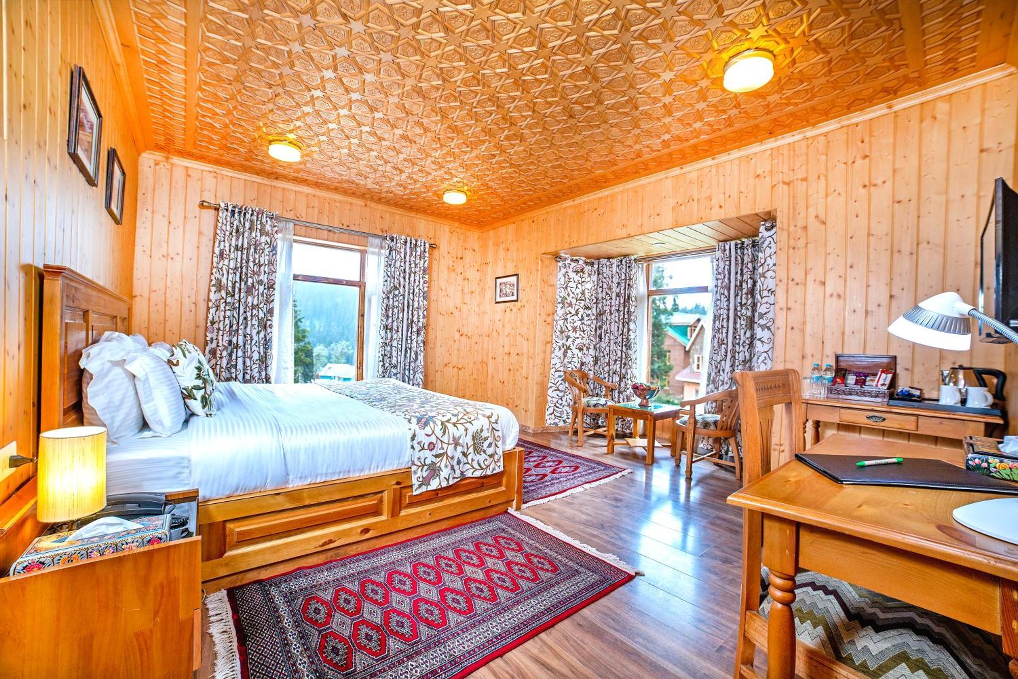Shaw Inn By Stay Pattern Гульмарг Экстерьер фото