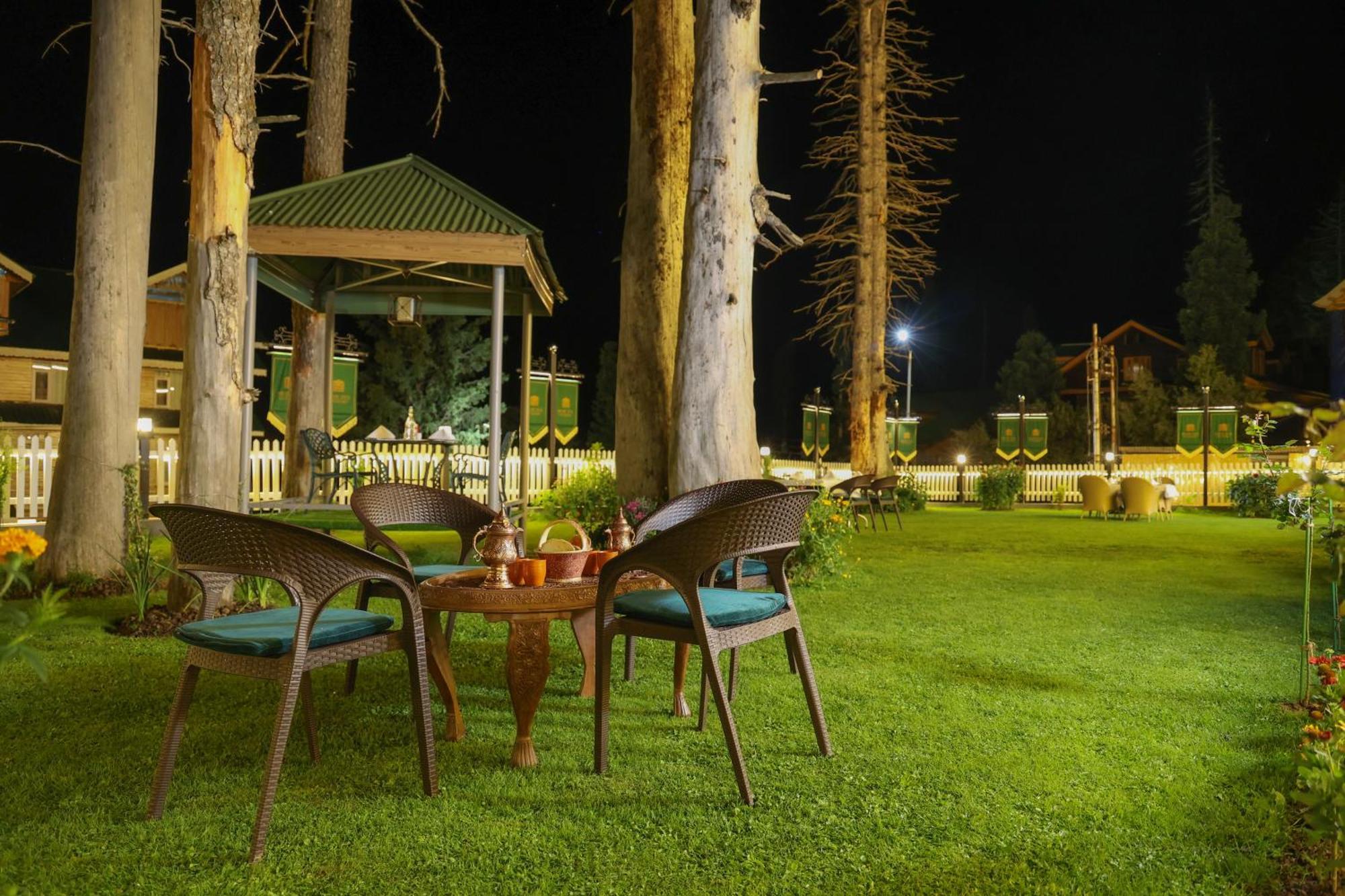 Shaw Inn By Stay Pattern Гульмарг Экстерьер фото