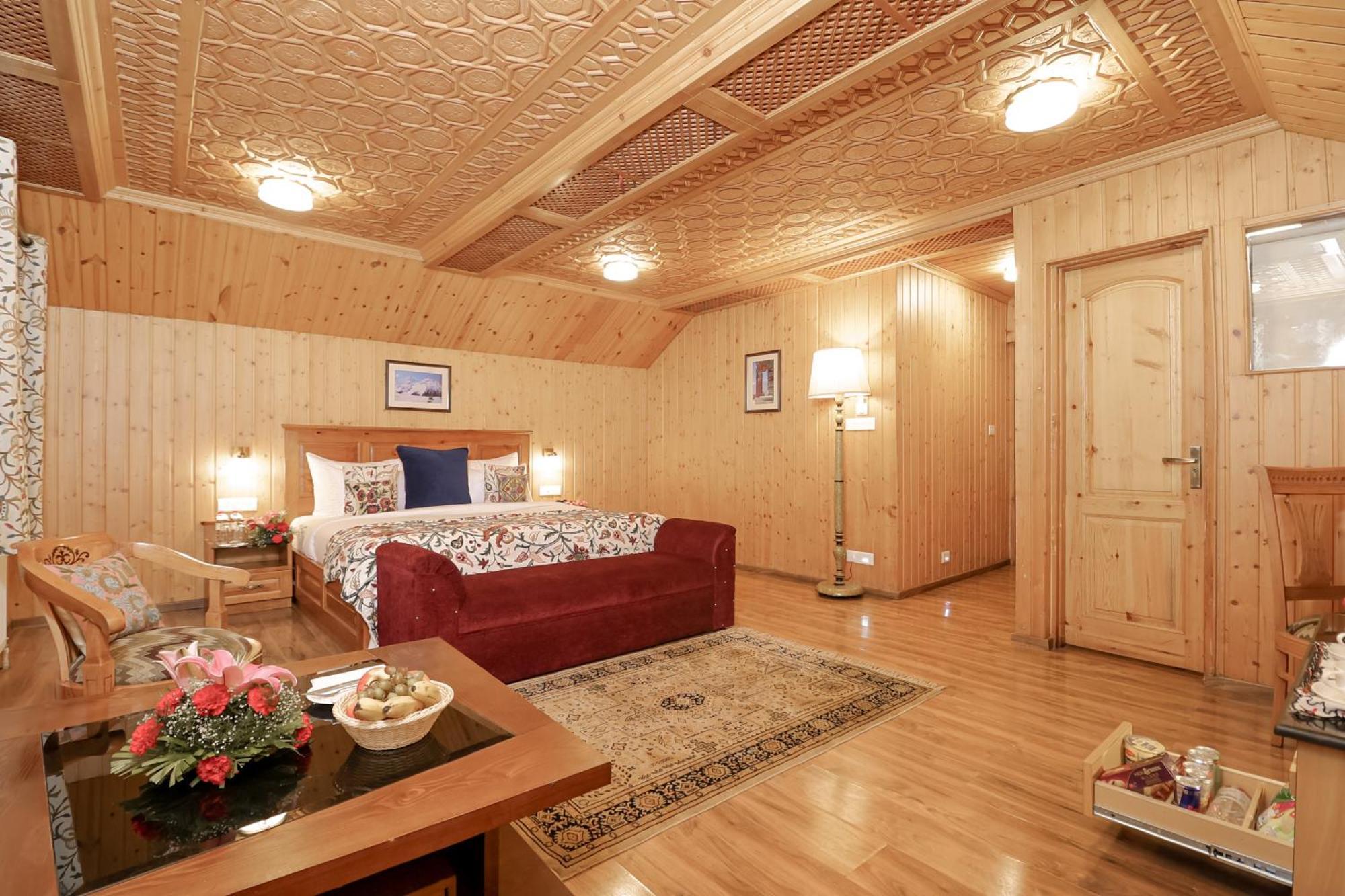 Shaw Inn By Stay Pattern Гульмарг Экстерьер фото