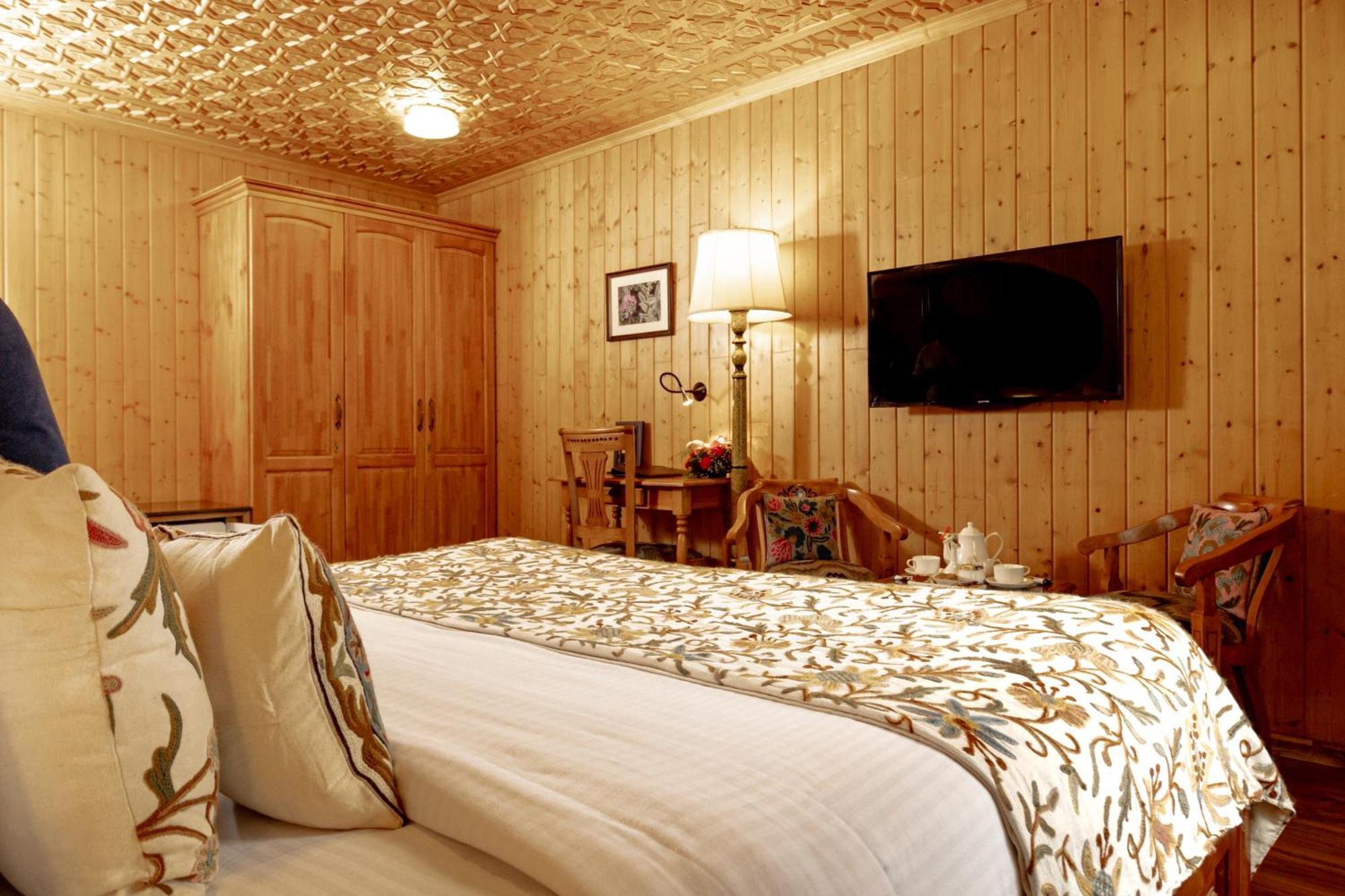 Shaw Inn By Stay Pattern Гульмарг Экстерьер фото